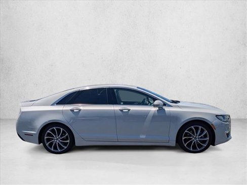 Used 2019 Lincoln MKZ Reserve w/ Reserve Plus Package image 4