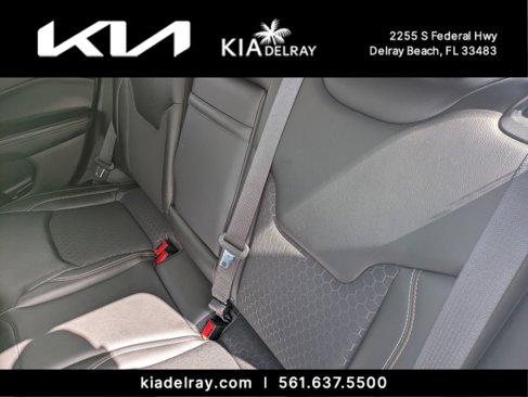 Used 2018 Jeep Compass Latitude w/ Popular Equipment Group image 12