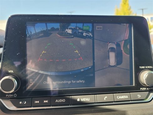 Used 2021 Nissan Rogue SV image 21