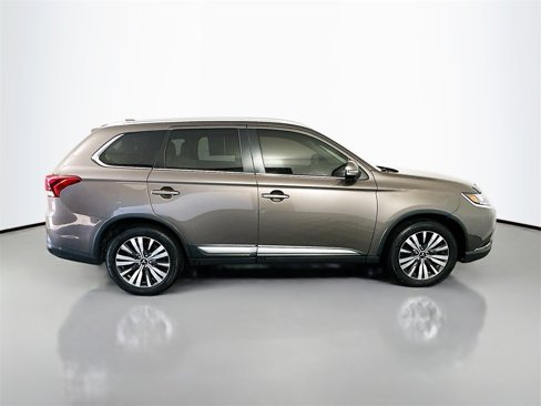 Used 2019 Mitsubishi Outlander SEL image 8