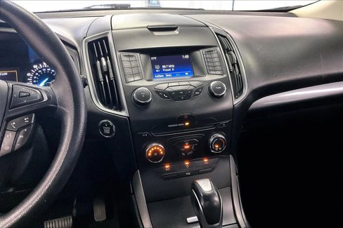 Used 2016 Ford Edge SE image 7