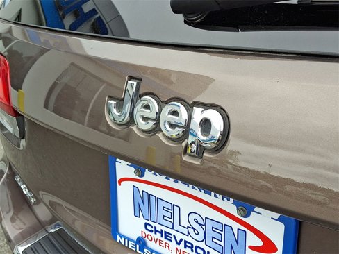 Used 2019 Jeep Grand Cherokee Overland image 24