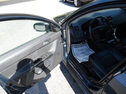Used 2009 Volvo S40 T5 R-Design image 9