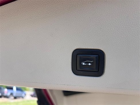 Used 2015 Cadillac SRX Luxury w/ Driver Awareness Package image 6