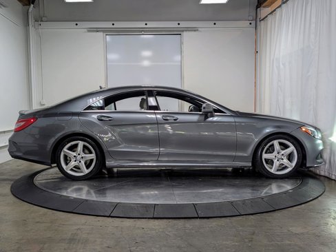 Used 2016 Mercedes-Benz CLS 400 w/ Premium 2 Package image 10