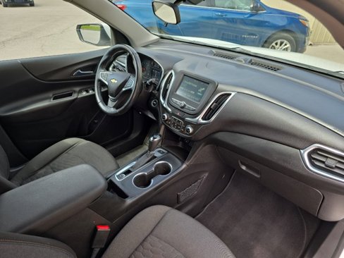 Used 2018 Chevrolet Equinox LT image 42