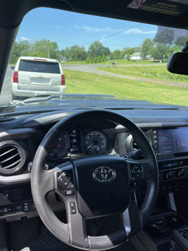 Used 2021 Toyota Tacoma 4x4 Double Cab image 8