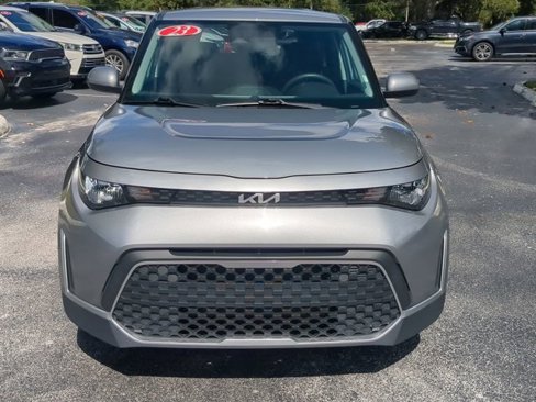 Used 2023 Kia Soul LX image 9