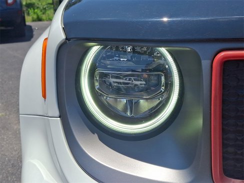 Used 2021 Jeep Renegade Limited w/ Sun & Sound Group image 9