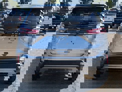 Used 2023 Ford Edge SEL image 5