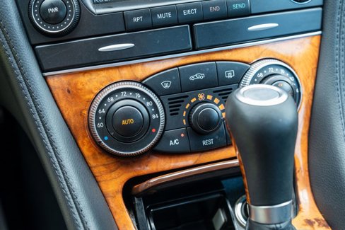 Used 2007 Mercedes-Benz SL 550 image 17