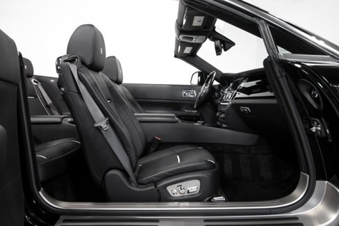 Used 2018 Rolls-Royce Dawn image 45