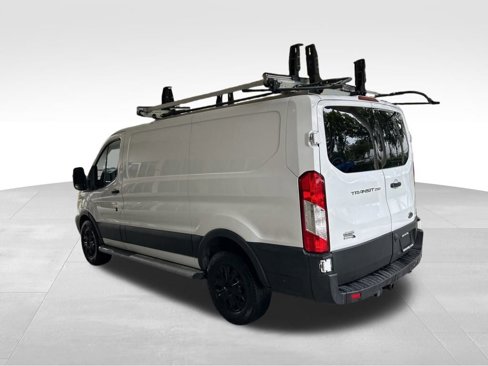 Used 2019 Ford Transit 250 130 Low Roof w/ Exterior Upgrade Package image 4