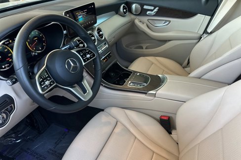 Certified 2021 Mercedes-Benz GLC 300 w/ Premium Package image 10