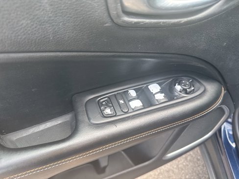 Used 2021 Jeep Compass Sport image 12