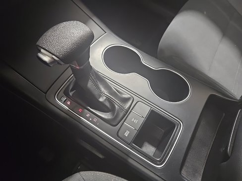Used 2019 Kia Sorento LX image 12