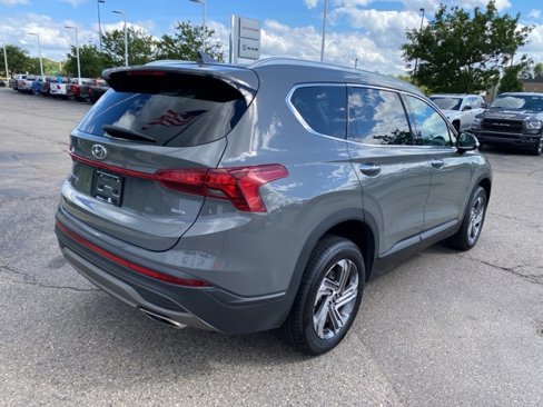 Used 2023 Hyundai Santa Fe SEL image 3