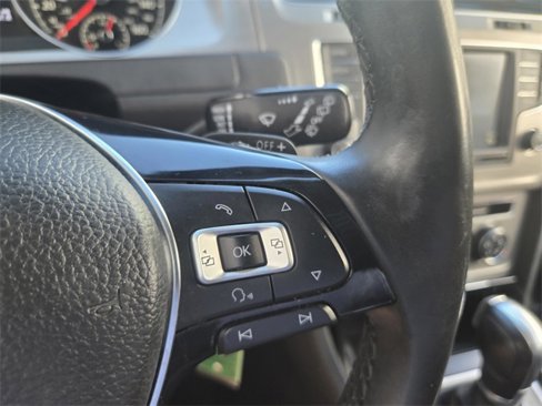 Used 2017 Volkswagen Golf S image 24