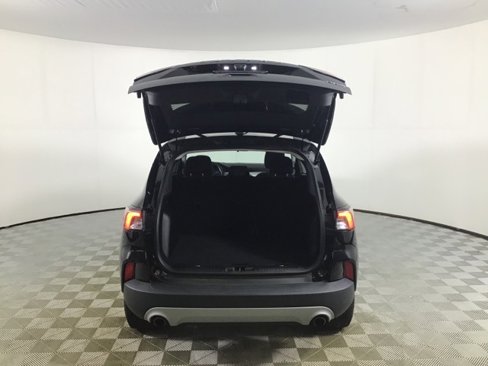 Used 2022 Ford Escape S image 10