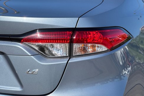 Used 2020 Toyota Corolla LE image 25
