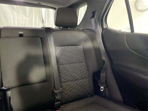 Used 2020 Chevrolet Equinox LT w/ Driver Convenience Package image 14