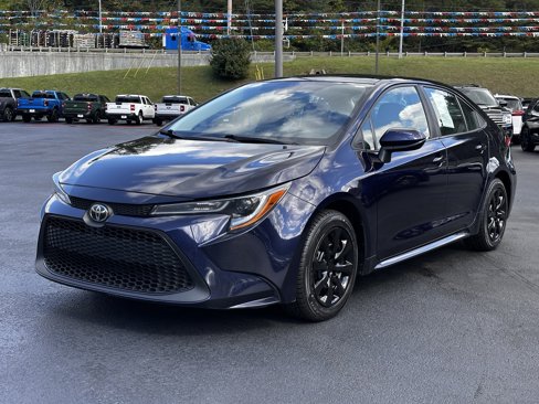 Used 2022 Toyota Corolla LE image 2