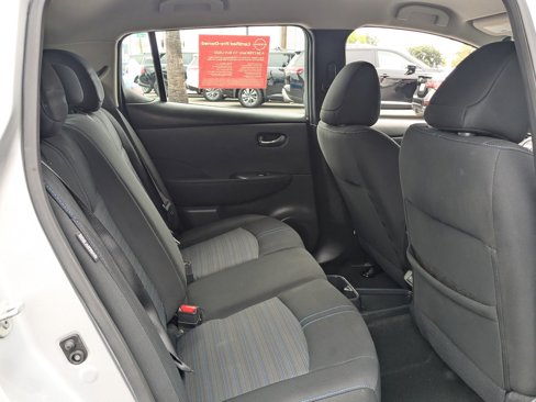 Certified 2024 Nissan Leaf S image 29