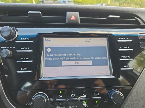 Used 2019 Toyota Camry LE image 21