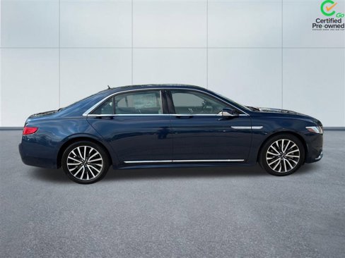 Used 2017 Lincoln Continental Select w/ Climate Package image 8