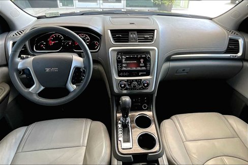 Used 2015 GMC Acadia SLT image 12