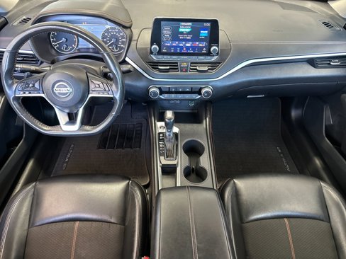 Used 2022 Nissan Altima 2.5 SR image 14