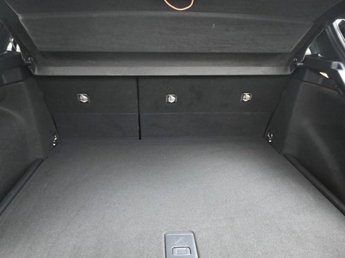 Used 2020 Toyota Corolla SE image 19