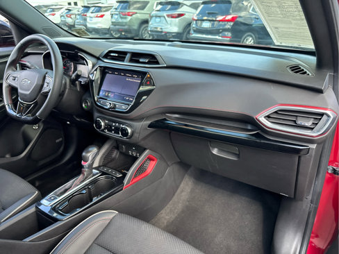 Used 2021 Chevrolet TrailBlazer RS w/ Sun and Liftgate Package image 40