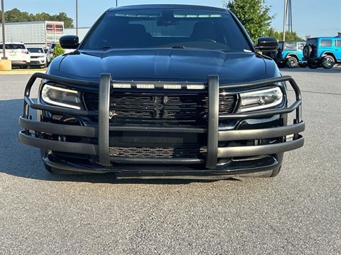Used 2021 Dodge Charger SXT image 2
