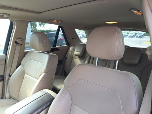 Used 2015 Mercedes-Benz ML 250 BlueTEC 4MATIC image 7