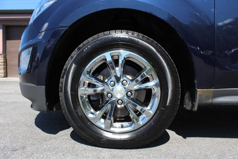 Used 2017 Chevrolet Equinox LT w/ Convenience Package image 38