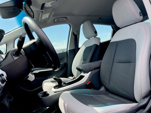 Used 2020 Chevrolet Bolt LT image 17