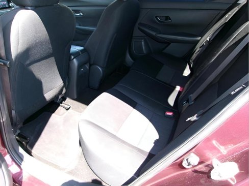 Used 2024 Nissan Sentra SV image 9