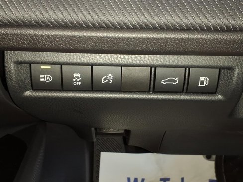 New 2025 Toyota Camry SE image 27