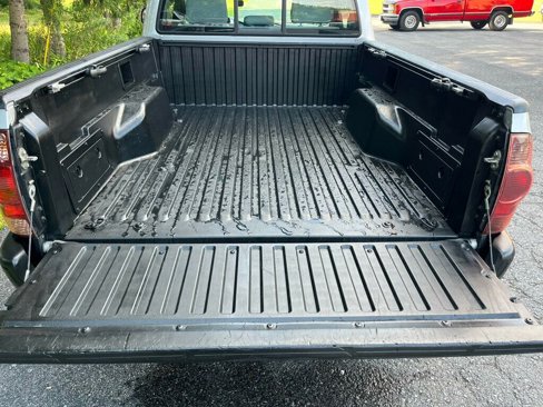 Used 2005 Toyota Tacoma 2WD Regular Cab image 19