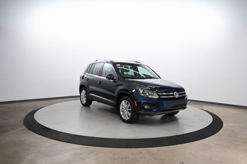 Used 2016 Volkswagen Tiguan S image 2