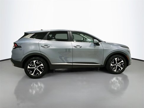 Used 2023 Kia Sportage EX image 8