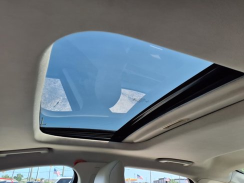 Used 2018 Ford Fusion Titanium image 18