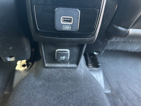 Used 2022 Jeep Compass Limited image 22