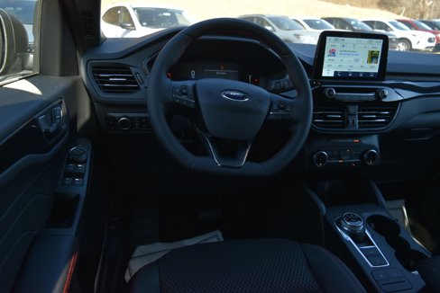 New 2025 Ford Escape ST-Line w/ Cold Weather Package image 18