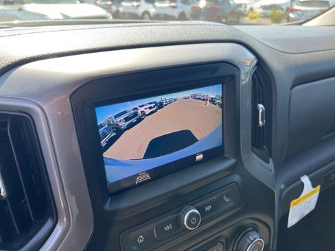 Used 2020 Chevrolet Silverado 1500 Custom w/ Custom Value Package image 10