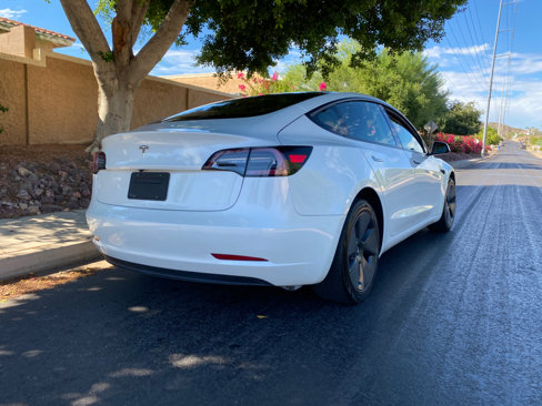 Used 2022 Tesla Model 3 image 6