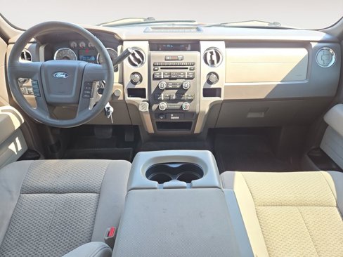 Used 2010 Ford F150 XLT image 19