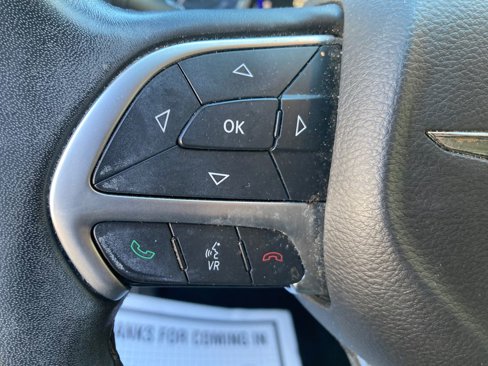 Used 2015 Chrysler 200 Limited w/ Spring Special Group image 42