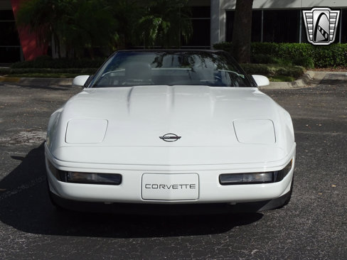 Used 1992 Chevrolet Corvette Convertible image 10